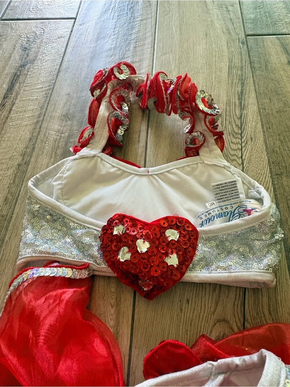 Glamour Costumes questions leave